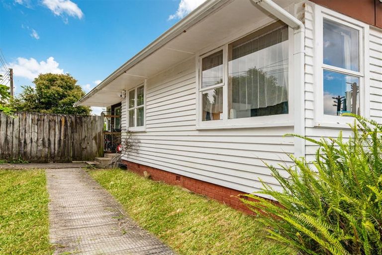 Photo of property in 87b Edmonton Road, Henderson, Auckland, 0612
