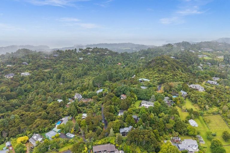 Photo of property in 189 Shaw Road, Oratia, Auckland, 0604
