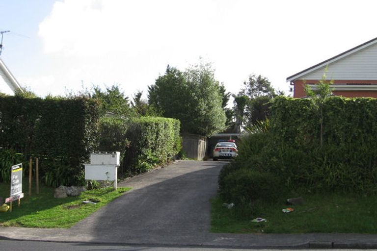 Photo of property in 1/30 Makora Road, Massey, Auckland, 0614