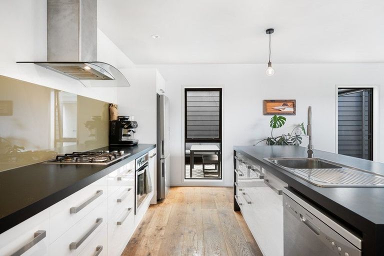 Photo of property in 64 Jack Boyd Drive, Mangawhai Heads, Mangawhai, 0573