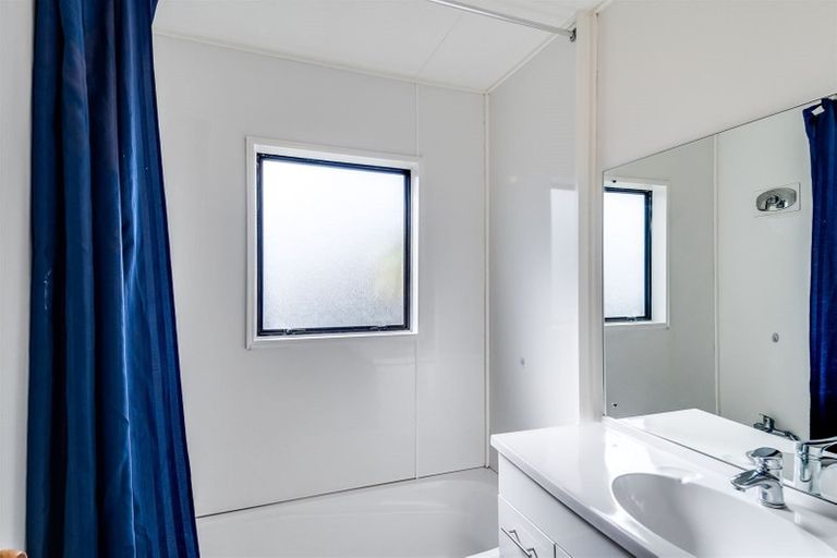 Photo of property in 11d Hinton Road, Taradale, Napier, 4112