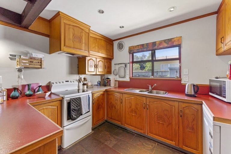Photo of property in 10f2- Wilford Street, Wallaceville, Upper Hutt, 5018