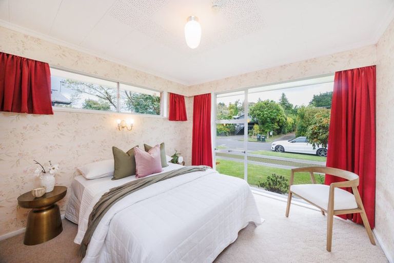 Photo of property in 20 Ruha Street, West End, Palmerston North, 4412
