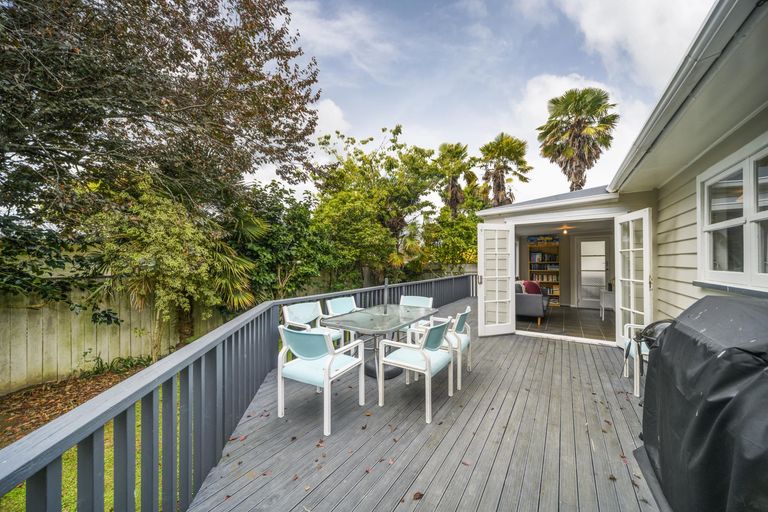 Photo of property in 39 Macarthur Street, Levin, 5510