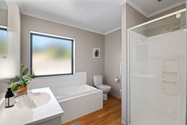 Photo of property in 8& 8a Coromandel Street, Wanaka, 9305