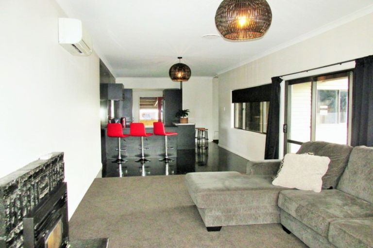 Photo of property in 1 Jellicoe Avenue, Wairoa, 4108