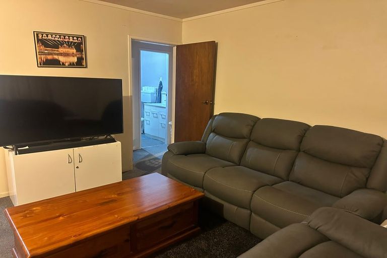 Photo of property in 2/41 Bureta Road, Otumoetai, Tauranga, 3110