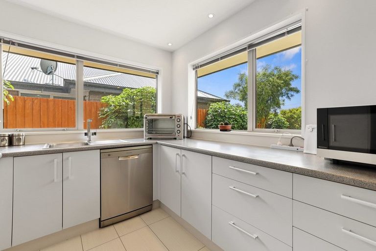 Photo of property in 28 Granite Drive, Rolleston, 7614