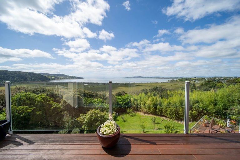 Photo of property in 17 Harbour View Road, Onerahi, Whangarei, 0110
