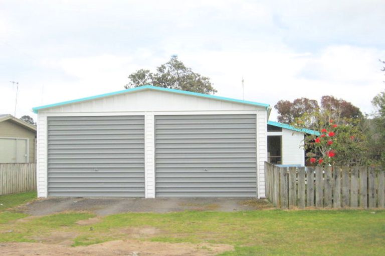 Photo of property in 123 Kiwi Road, Whangamata, 3620