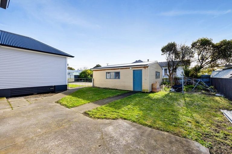Photo of property in 178 South Road, Hawera, 4610