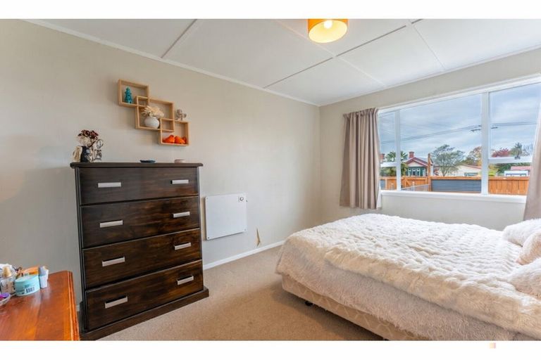 Photo of property in 6 Naylor Street, Waimate, 7924