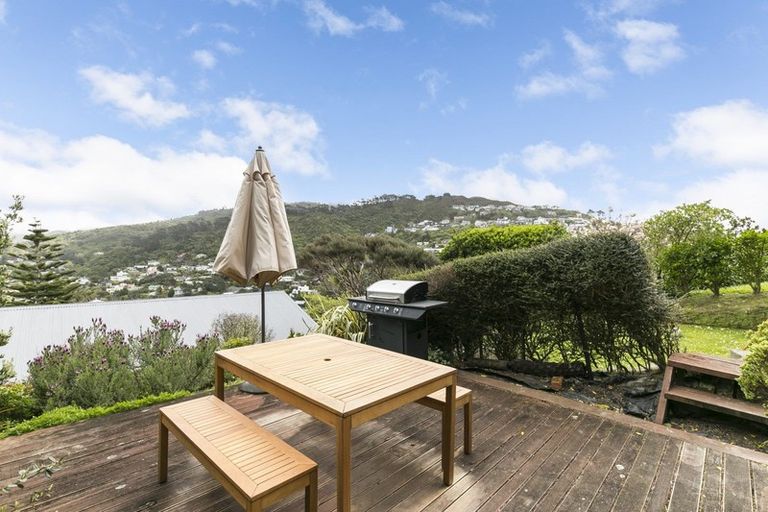 Photo of property in 31 Rangoon Street, Khandallah, Wellington, 6035