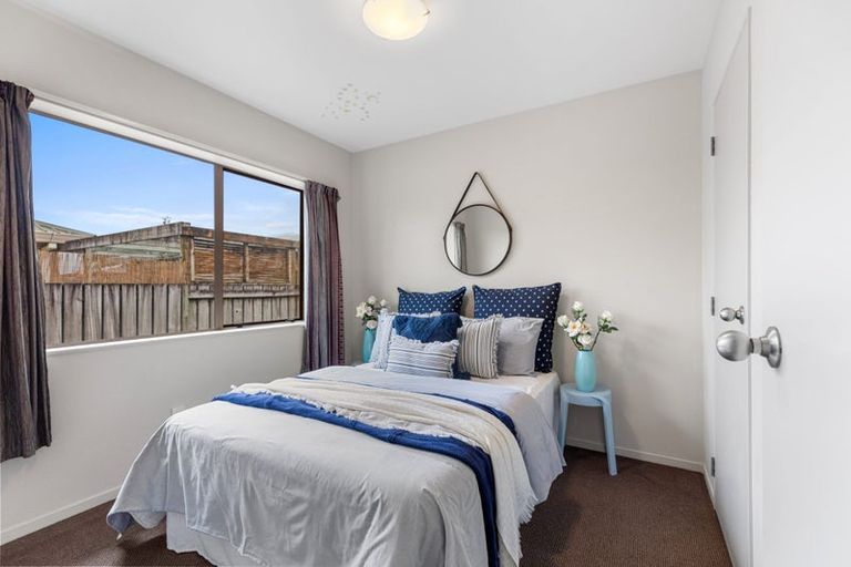 Photo of property in 72 Evans Road, Papamoa Beach, Papamoa, 3118
