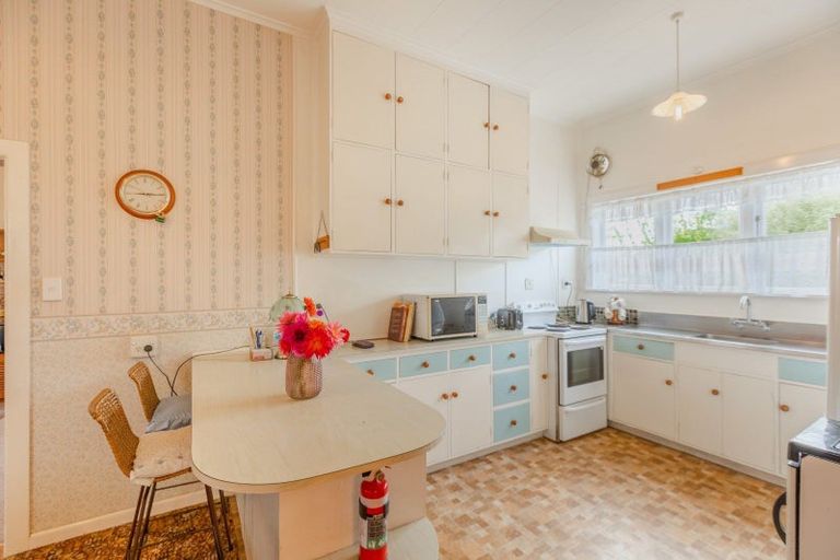 Photo of property in 48 Higginson Street, Otane, 4202