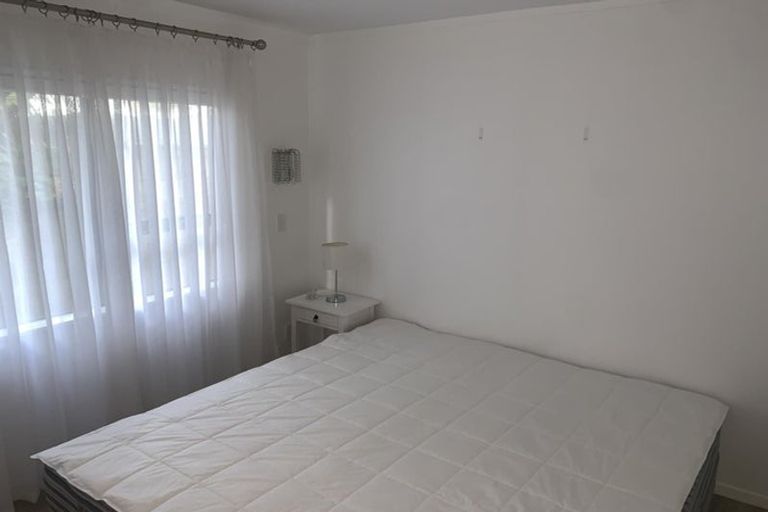 Photo of property in 2/420a Hibiscus Coast Highway, Orewa, 0931