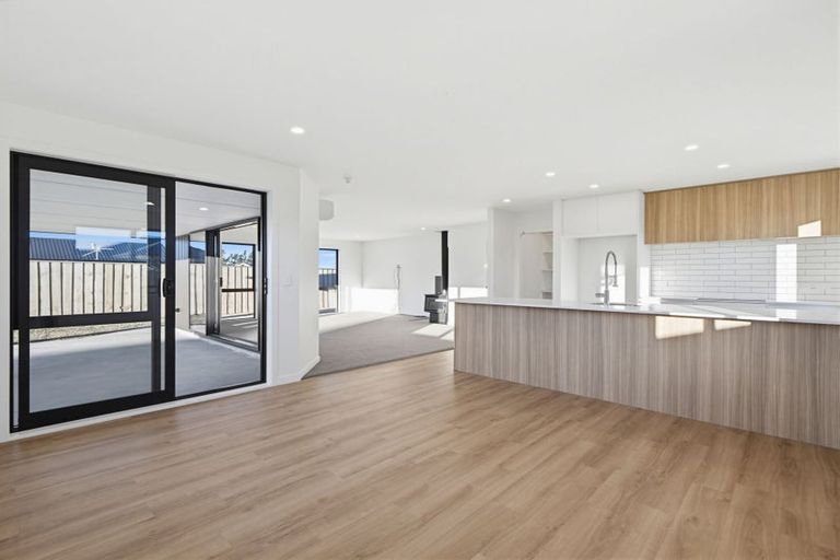 Photo of property in 52 Benn Street, Amberley, 7410