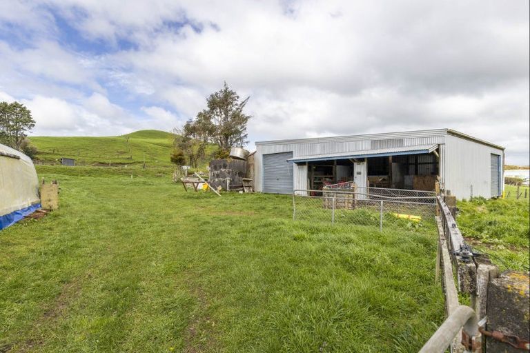 Photo of property in 614 Lincoln Road, Everett Park, Inglewood, 4389