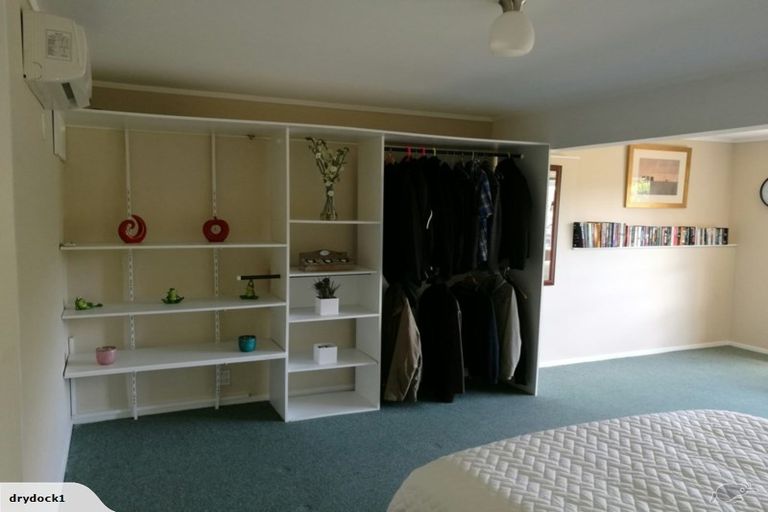 Photo of property in 7 Waterford Drive, Churton Park, Wellington, 6037