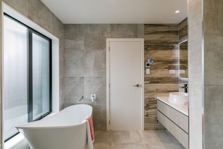 Photo of property in 41 Myland Drive, Hobsonville, Auckland, 0616