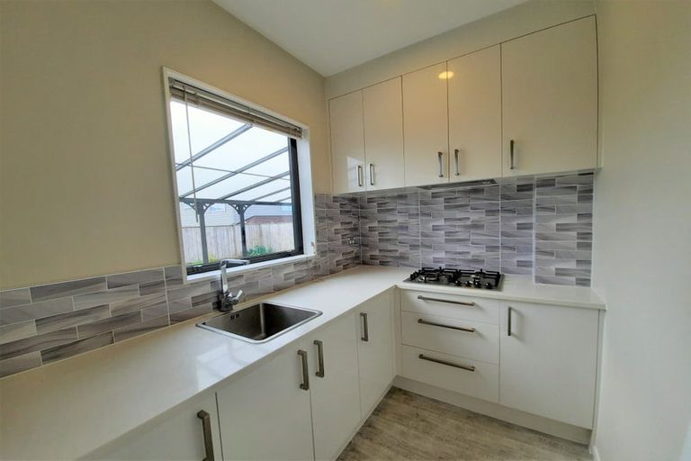 Photo of property in 11 Drumbuoy Drive, Flat Bush, Auckland, 2019