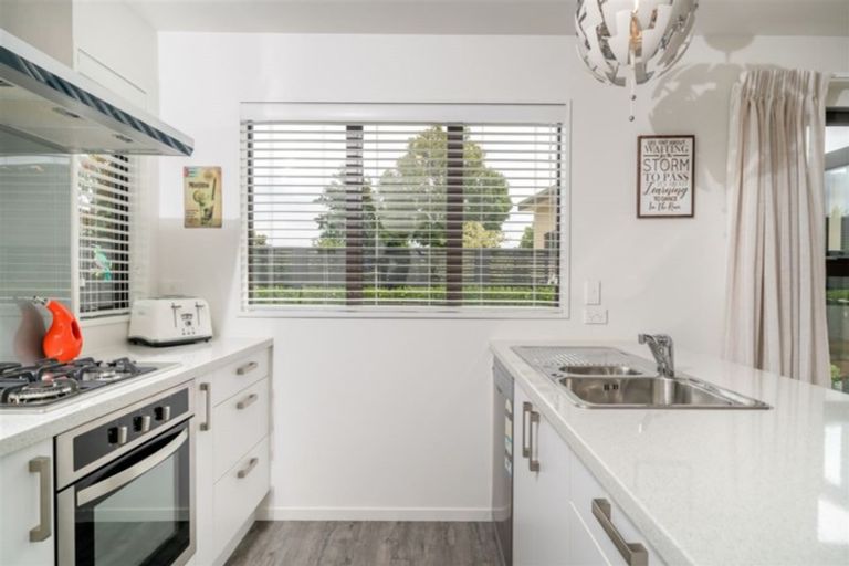 Photo of property in 21 Birchs Road, Prebbleton, 7604