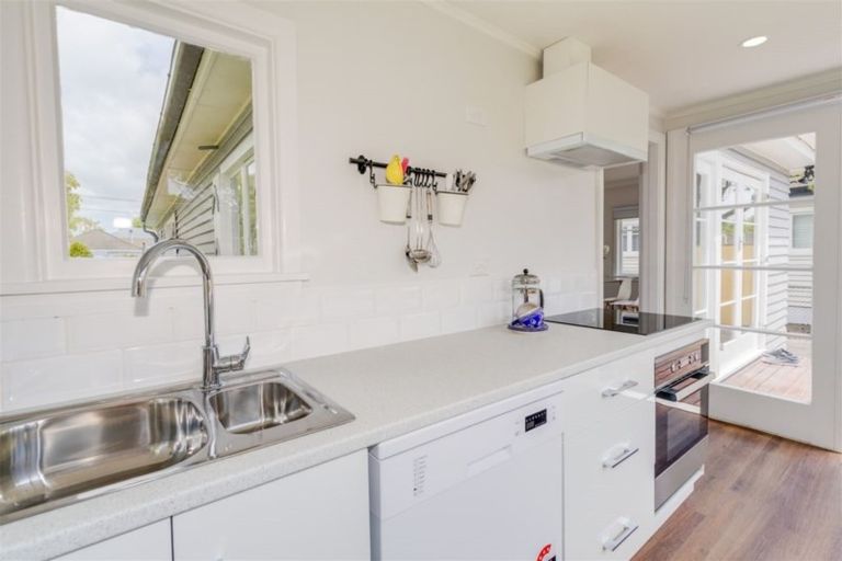 Photo of property in 32 Sugden Street, Spreydon, Christchurch, 8024