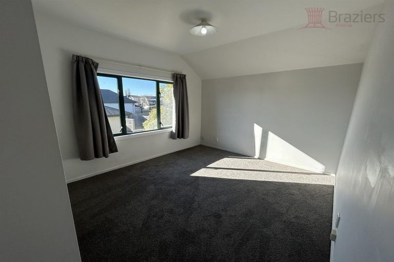 Photo of property in 35a Olliviers Road, Phillipstown, Christchurch, 8011