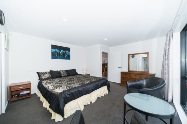Photo of property in 37 James Line, Kelvin Grove, Palmerston North, 4414