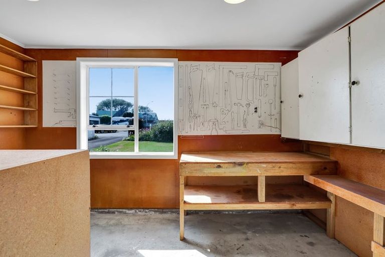 Photo of property in 13 Quin Crescent, Hawera, 4610