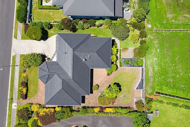 Photo of property in 6 Owen Place, Omokoroa, 3114