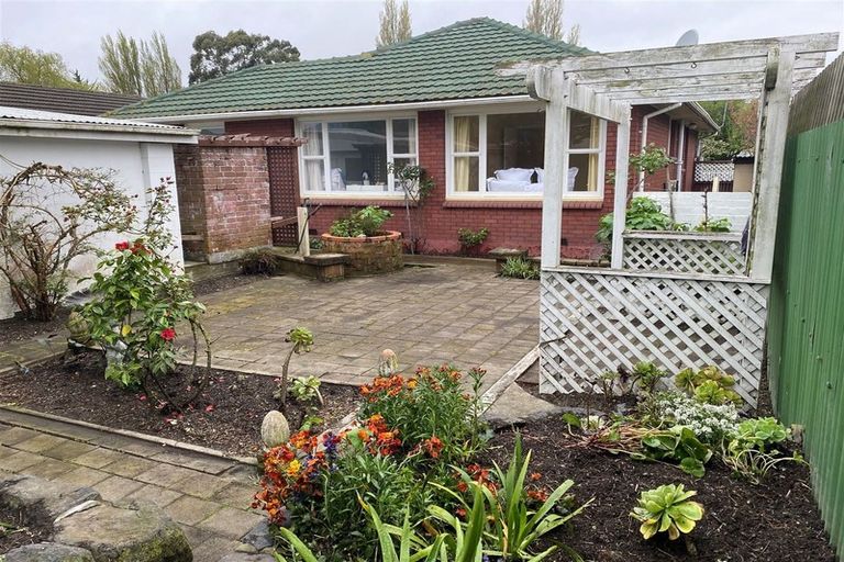 Photo of property in 18 Bond Street, Waltham, Christchurch, 8023