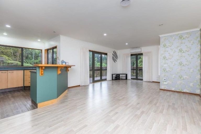 Photo of property in 47a Gatman Street, Birkdale, Auckland, 0626