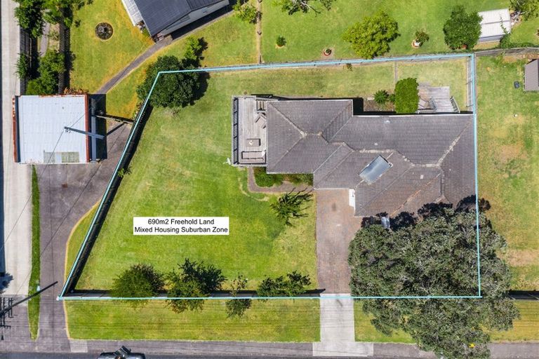 Photo of property in 811 Te Atatu Road, Te Atatu Peninsula, Auckland, 0610