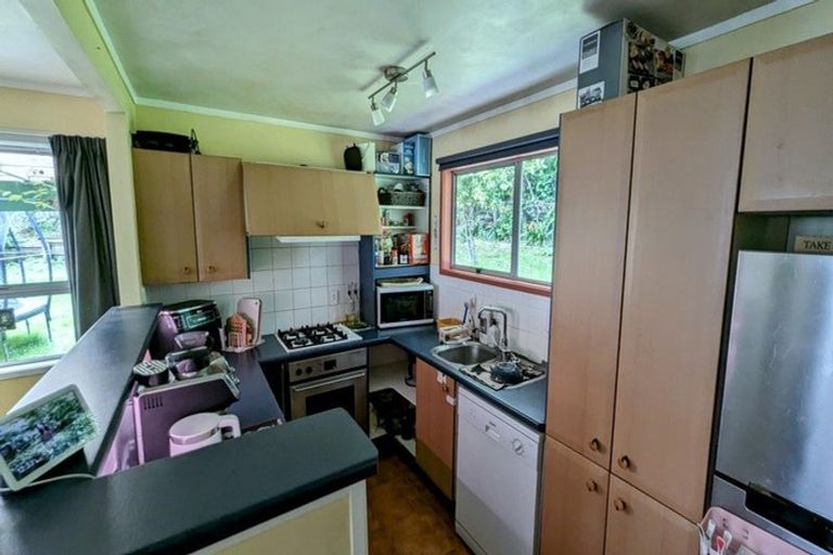 Photo of property in 32 Beaudine Avenue, Glenfield, Auckland, 0629