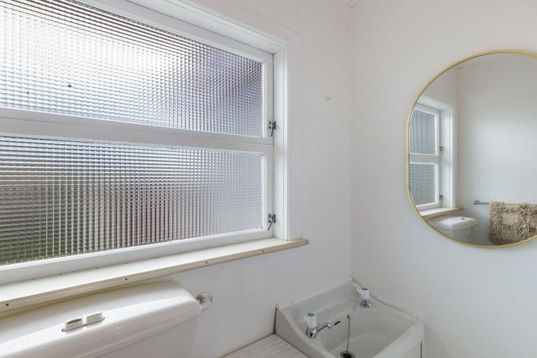 Photo of property in 57 Weraroa Road, Levin, 5510