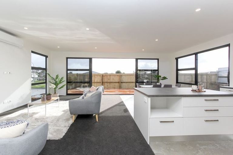 Photo of property in 13 Desmond Place, Bell Block, New Plymouth, 4312