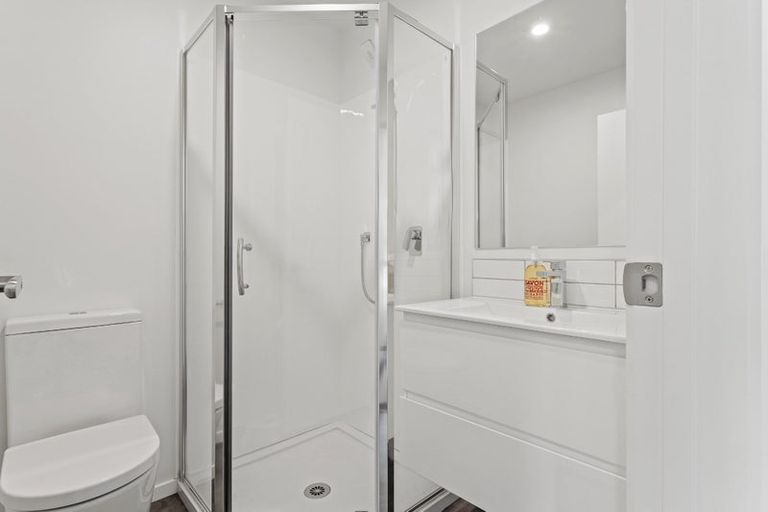 Photo of property in 2/28 Westgate Drive, Westgate, Auckland, 0614