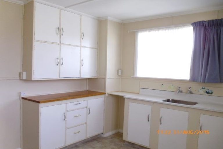 Photo of property in 48 Domett Street, Westport, 7825