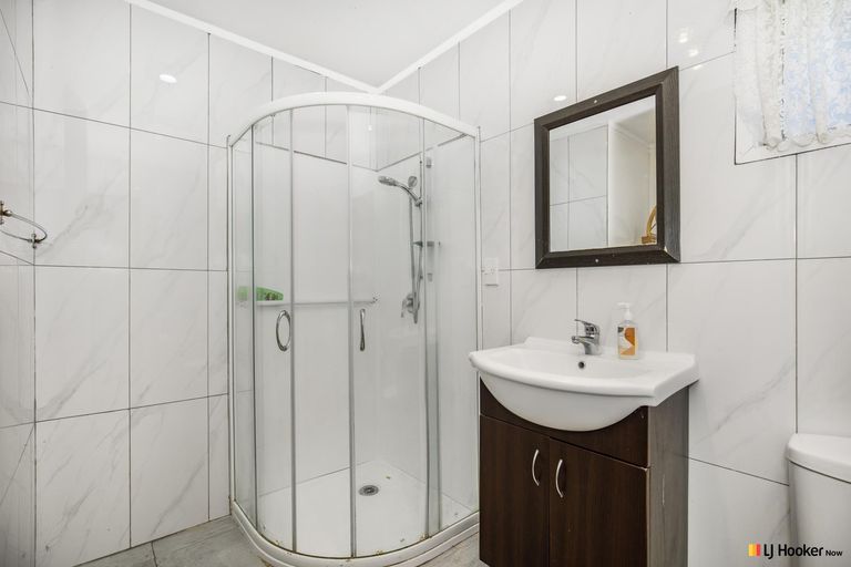 Photo of property in 1/17 Carter Place, Manurewa, Auckland, 2102