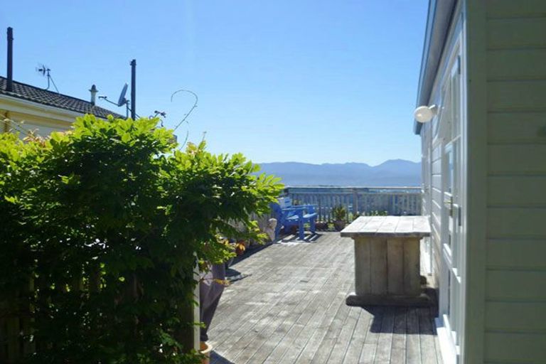 Photo of property in 29 Karepa Street, Brooklyn, Wellington, 6021