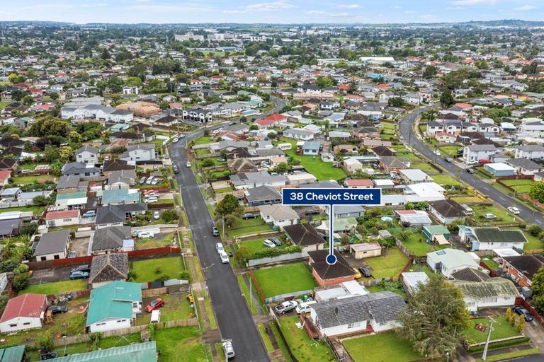 Photo of property in 38 Cheviot Street, Mangere East, Auckland, 2024