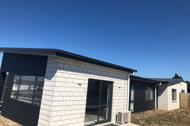 Photo of property in 2 Onukutara Place, Huntington, Hamilton, 3210