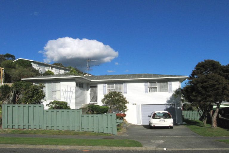 Photo of property in 20 Mimihau Grove, Wainuiomata, Lower Hutt, 5014