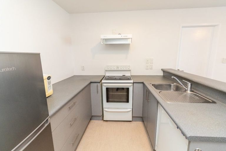 Photo of property in 4/27 Drummond Street, Mount Cook, Wellington, 6021