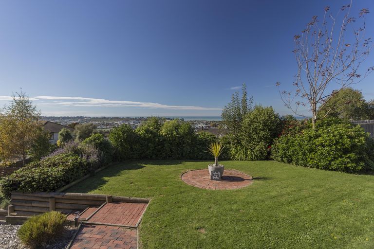 Photo of property in 15 Ashburn Street, Oamaru North, Oamaru, 9400