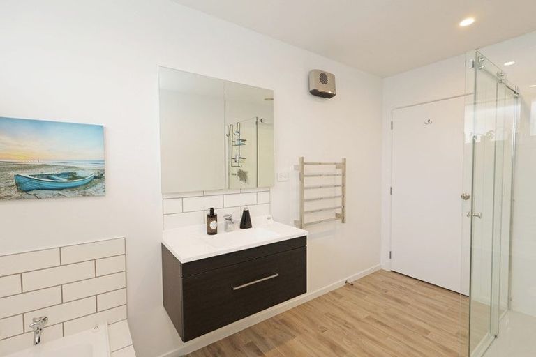 Photo of property in 53 Queen Street, Winton, 9720