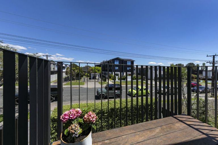 Photo of property in 70a Neil Avenue, Te Atatu Peninsula, Auckland, 0610