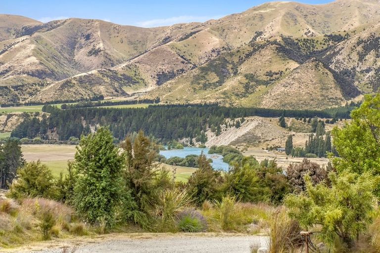Photo of property in 62 Pukerangi Drive, Queensberry, Cromwell, 9383