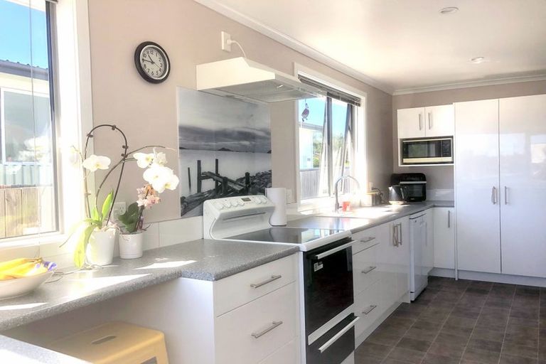 Photo of property in 4 Savage Crescent, Waipukurau, 4200